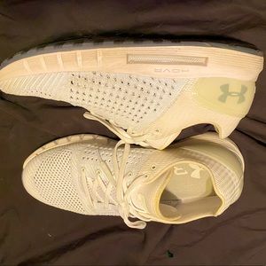 Mens Under Armour HOVR w/Bluetooth